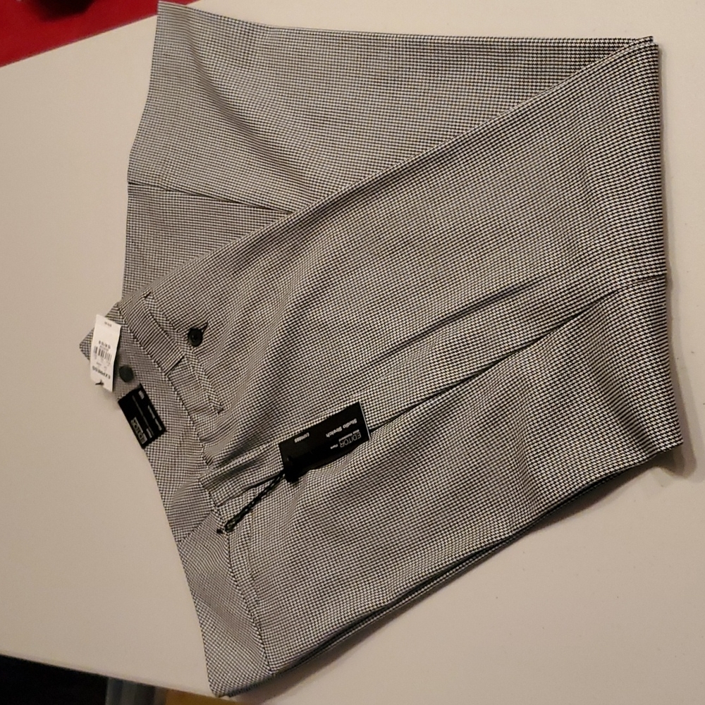 Women's houndstooth dress pant, Size 10